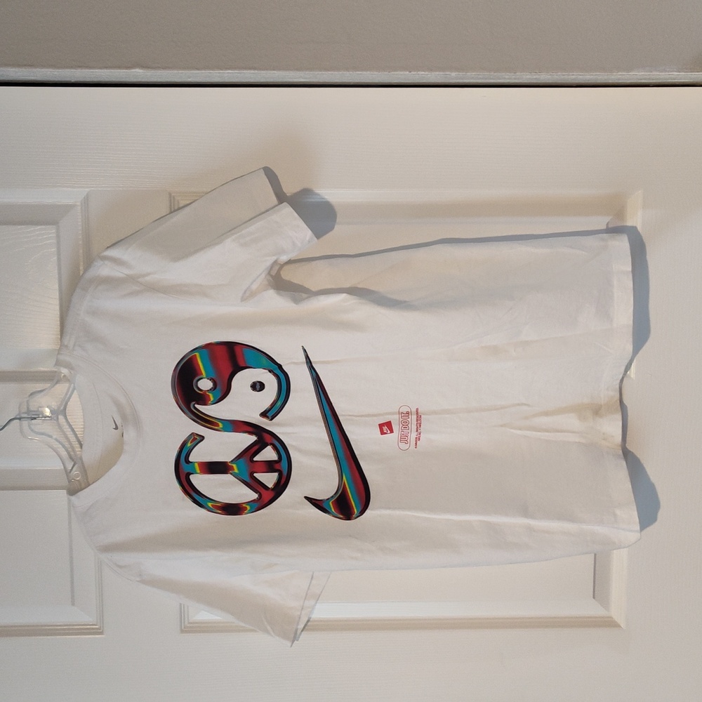 12CST- Nike M Just Do It Peace Yin Yang SS T-shirt